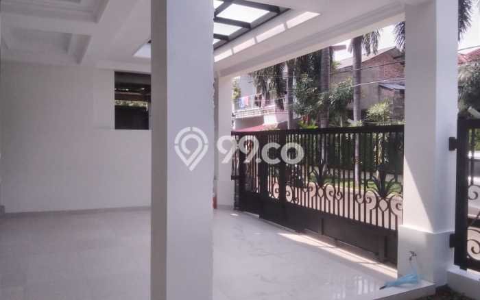 For Sale Rumah 3 Kamar Lokasi Ideal Nyaman dan Strategis di Cinere For Sale Rumah 3 Kamar Lokasi Ideal Nyaman dan Strategis di Cinere