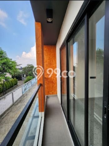 Rumah Minimalis 3 KT di Bintaro Jakarta Selatan Unfurnished Rumah Minimalis 3 KT di Bintaro Jakarta Selatan Unfurnished