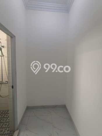 Rumah Disewakan 2 Lantai Semi Furnished di Rawamangun, Jakarta Timur Rumah Disewakan 2 Lantai Semi Furnished di Rawamangun, Jakarta Timur