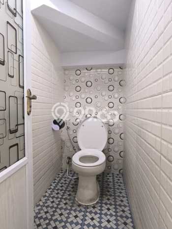 Rumah Disewakan 2 Lantai Semi Furnished di Rawamangun, Jakarta Timur Rumah Disewakan 2 Lantai Semi Furnished di Rawamangun, Jakarta Timur