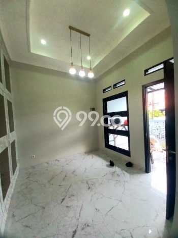 Rumah Luxury Modern Tanpa Renovasi di Pondok Kelapa Jakarta Timur Rumah Luxury Modern Tanpa Renovasi di Pondok Kelapa Jakarta Timur