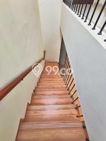 Dijual Rumah Mewah Elegan Dengan View Cantik di Rawamangun, Jakarta Timur Dijual Rumah Mewah Elegan Dengan View Cantik di Rawamangun, Jakarta Timur