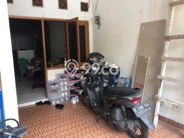 Rumah Elit Modern Tanpa Renovasi di Rawamangun Jakarta Timur Rumah Elit Modern Tanpa Renovasi di Rawamangun Jakarta Timur