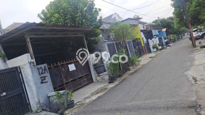 Dijual Cepat Rumah Bagus Siap Huni LB 100m2 di Duren Sawit, Jakarta Timur Dijual Cepat Rumah Bagus Siap Huni LB 100m2 di Duren Sawit, Jakarta Timur