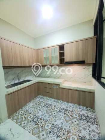 Rumah Luxury Modern Tanpa Renovasi di Pondok Kelapa Jakarta Timur Rumah Luxury Modern Tanpa Renovasi di Pondok Kelapa Jakarta Timur