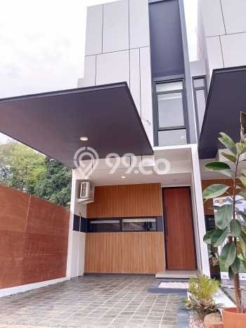 Rumah Luas Asri 3 KT Siap Huni di Jatiwaringin Jakarta Timur Rumah Luas Asri 3 KT Siap Huni di Jatiwaringin Jakarta Timur