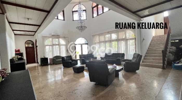 Dijual Rumah Mewah Elegan Dengan View Cantik di TB Simatupang, Jakarta Selatan Dijual Rumah Mewah Elegan Dengan View Cantik di TB Simatupang, Jakarta Selatan