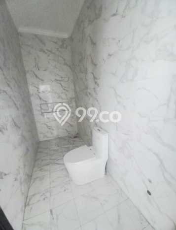Rumah Mewah Dijual LT 136m2 di Duren Sawit, Jakarta Timur Rumah Mewah Dijual LT 136m2 di Duren Sawit, Jakarta Timur