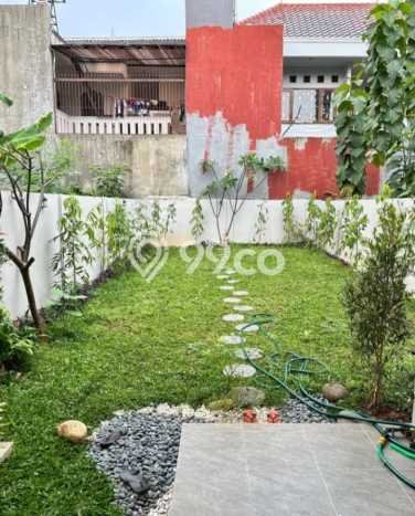 Dijual Rumah Mewah Megah Dengan View Cantik di Pondok Kelapa, Jakarta Timur Dijual Rumah Mewah Megah Dengan View Cantik di Pondok Kelapa, Jakarta Timur