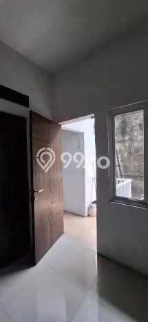 Rumah Mewah LB 200m2 Siap Pakai Desain Elegan di Rawamangun, Jakarta Timur Rumah Mewah LB 200m2 Siap Pakai Desain Elegan di Rawamangun, Jakarta Timur