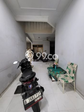 Siap Huni Hunian Elit 5 Kamar di Duren Sawit Dekat ke Mana Pun Siap Huni Hunian Elit 5 Kamar di Duren Sawit Dekat ke Mana Pun