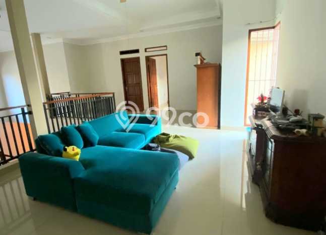 For Sale! Premium House LT 300m2 Desain Elegan di Pondok Kelapa For Sale! Premium House LT 300m2 Desain Elegan di Pondok Kelapa