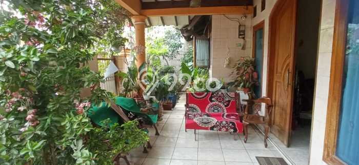 Hunian Eksklusif Siap Huni LT 248m2 di Duren Sawit, Jakarta Timur Hunian Eksklusif Siap Huni LT 248m2 di Duren Sawit, Jakarta Timur