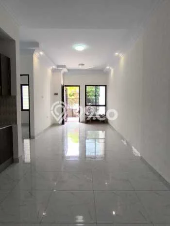 Disewakan Rumah Harga Terjangkau di Rawamangun Jakarta Timur dengan 5 KT Disewakan Rumah Harga Terjangkau di Rawamangun Jakarta Timur dengan 5 KT