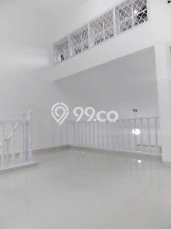 Hunian Cantik Modern Lb 90m2 di Duren Sawit, Jakarta Timur Hunian Cantik Modern Lb 90m2 di Duren Sawit, Jakarta Timur