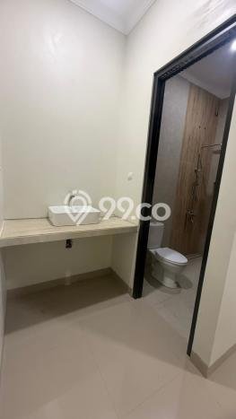 Hunian Mewah LB 195m2 Siap Huni Desain Elegan di Rawamangun, Jakarta Timur Hunian Mewah LB 195m2 Siap Huni Desain Elegan di Rawamangun, Jakarta Timur