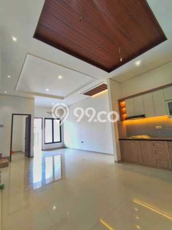 Rumah Elit Modern Tanpa Renovasi di Rawamangun Jakarta Timur Rumah Elit Modern Tanpa Renovasi di Rawamangun Jakarta Timur