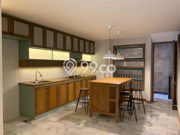 Rumah Luxury Modern Tanpa Renovasi di Rawamangun Jakarta Timur Rumah Luxury Modern Tanpa Renovasi di Rawamangun Jakarta Timur