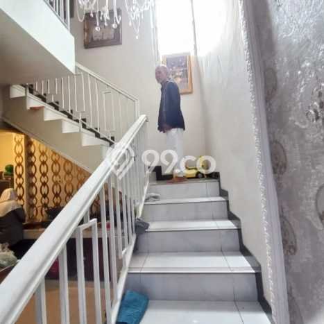 Jual Rumah Favorit Siap Huni LB 200m2 di Duren Sawit, Jakarta Timur Jual Rumah Favorit Siap Huni LB 200m2 di Duren Sawit, Jakarta Timur