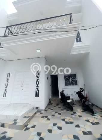 Dijual Rumah Premium dengan Fasilitas Sekitar Lengkap di Duren Sawit, Jakarta Timur Dijual Rumah Premium dengan Fasilitas Sekitar Lengkap di Duren Sawit, Jakarta Timur