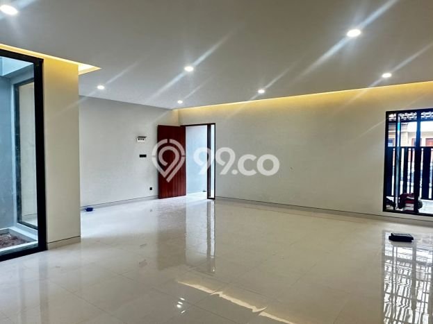 For Sale! Luxury House LT 192m2 Desain Modern di Pondok Kelapa For Sale! Luxury House LT 192m2 Desain Modern di Pondok Kelapa