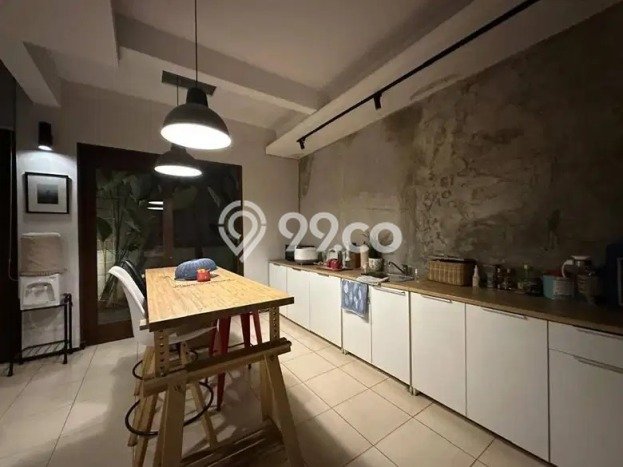 Dijual Rumah Mewah Megah Dengan View Cantik di Pondok Kelapa, Jakarta Timur Dijual Rumah Mewah Megah Dengan View Cantik di Pondok Kelapa, Jakarta Timur