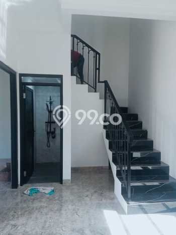 Rumah Luas Asri 3 KT Siap Pakai di Jatiwaringin Bekasi Rumah Luas Asri 3 KT Siap Pakai di Jatiwaringin Bekasi