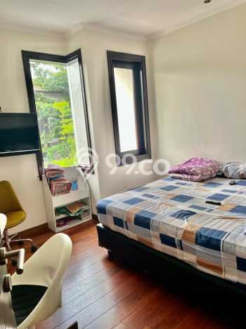 Hunian Mewah LB 250m2 Siap Huni Desain Elegan di Pondok Kelapa, Jakarta Timur Hunian Mewah LB 250m2 Siap Huni Desain Elegan di Pondok Kelapa, Jakarta Timur