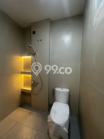For Sale! Luxury House LT 192m2 Desain Modern di Pondok Kelapa For Sale! Luxury House LT 192m2 Desain Modern di Pondok Kelapa
