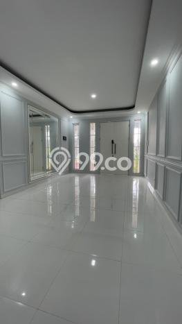 Rumah Elit LB 170m2 Siap Huni Desain Elegan di Bambu Apus, Jakarta Timur Rumah Elit LB 170m2 Siap Huni Desain Elegan di Bambu Apus, Jakarta Timur