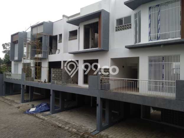 Dijual Rumah 4 Kamar Lokasi Ideal Bagus dan Strategis di Cinere Dijual Rumah 4 Kamar Lokasi Ideal Bagus dan Strategis di Cinere