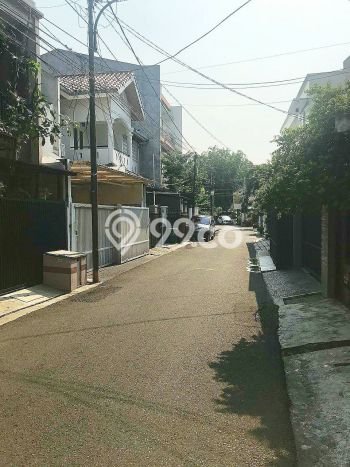 Hunian Elit LB 100m2 Siap Pakai Desain Elegan di Rawamangun, Jakarta Timur Hunian Elit LB 100m2 Siap Pakai Desain Elegan di Rawamangun, Jakarta Timur
