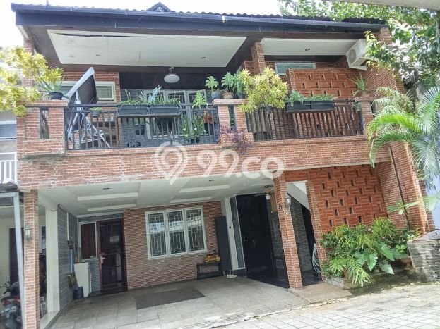 Rumah Elit Modern Tanpa Renovasi di Pondok Labu Jakarta Selatan Rumah Elit Modern Tanpa Renovasi di Pondok Labu Jakarta Selatan
