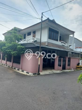 Rumah Luxury Modern Tanpa Renovasi di Buaran Jakarta Timur Rumah Luxury Modern Tanpa Renovasi di Buaran Jakarta Timur