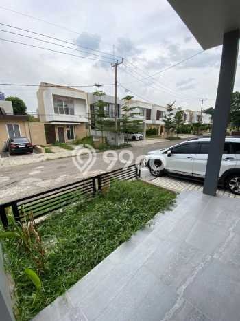 For Sale Rumah 4 Kamar Lokasi Strategis Nyaman dan Strategis di Cimanggis For Sale Rumah 4 Kamar Lokasi Strategis Nyaman dan Strategis di Cimanggis
