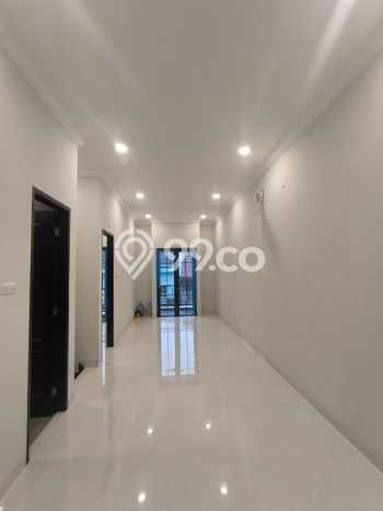 Rumah Luxury Modern Tanpa Renovasi di Rawamangun Jakarta Timur Rumah Luxury Modern Tanpa Renovasi di Rawamangun Jakarta Timur