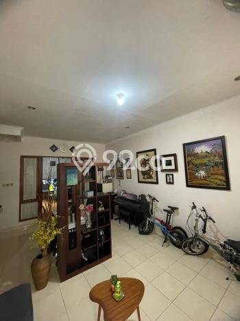 Dijual Rumah 4 Kamar Lokasi Strategis Nyaman dan Strategis di Cinere Dijual Rumah 4 Kamar Lokasi Strategis Nyaman dan Strategis di Cinere