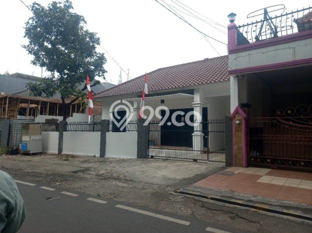 Rumah Luas Asri 4 KT Siap Pakai di Pondok Kelapa Jakarta Timur Rumah Luas Asri 4 KT Siap Pakai di Pondok Kelapa Jakarta Timur