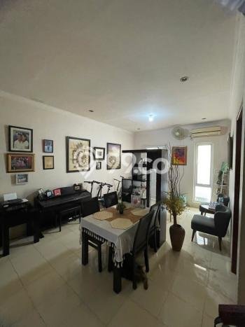 Dijual Rumah 4 Kamar Lokasi Strategis Nyaman dan Strategis di Cinere Dijual Rumah 4 Kamar Lokasi Strategis Nyaman dan Strategis di Cinere