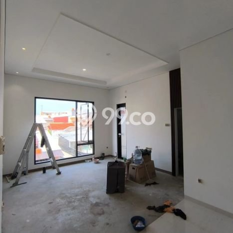 Rumah Luxury Modern Siap Huni di Rawamangun Jakarta Timur Rumah Luxury Modern Siap Huni di Rawamangun Jakarta Timur