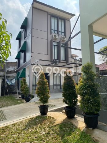 Rumah Modern 4 KT di Jati Padang Jakarta Selatan Unfurnished Rumah Modern 4 KT di Jati Padang Jakarta Selatan Unfurnished