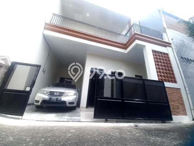 Dijual Rumah Eksklusif 3 KT di Pondok Kelapa, Jakarta Timur Dijual Rumah Eksklusif 3 KT di Pondok Kelapa, Jakarta Timur
