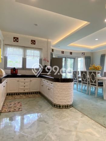 For Sale! Vila di Megamendung, Area 1720m2m², Akses ke Pusat Kota For Sale! Vila di Megamendung, Area 1720m2m², Akses ke Pusat Kota