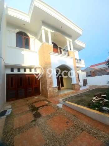 Jual Rumah Mewah Elegan Dengan View Eksklusif di Pondok Kelapa, Jakarta Timur Jual Rumah Mewah Elegan Dengan View Eksklusif di Pondok Kelapa, Jakarta Timur