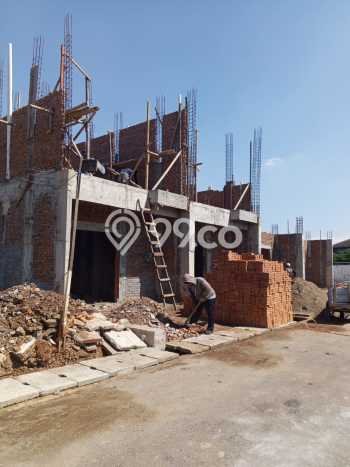 Rumah Modern 4 KT di Pondok Kelapa Jakarta Timur Unfurnished Rumah Modern 4 KT di Pondok Kelapa Jakarta Timur Unfurnished
