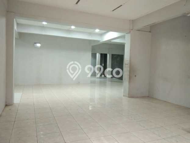 Rumah Mewah LB 600m2 Siap Pakai Desain Elegan di Pondok Kelapa, Jakarta Timur Rumah Mewah LB 600m2 Siap Pakai Desain Elegan di Pondok Kelapa, Jakarta Timur