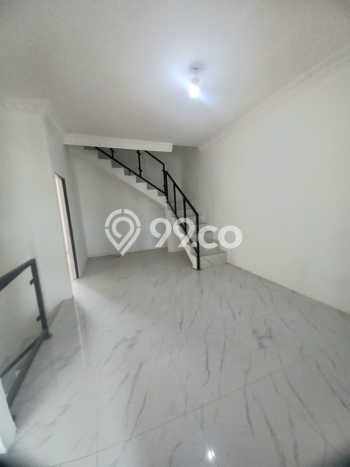 Jual Rumah Favorit Siap Huni LB 200m2 di Cakung, Jakarta Timur Jual Rumah Favorit Siap Huni LB 200m2 di Cakung, Jakarta Timur