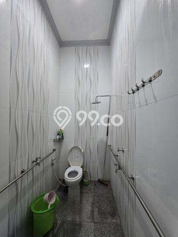 Hunian Mewah LB 409m2 Siap Pakai Desain Elegan di Pondok Kelapa, Jakarta Timur Hunian Mewah LB 409m2 Siap Pakai Desain Elegan di Pondok Kelapa, Jakarta Timur