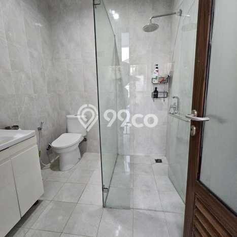 Siap Huni Rumah Mewah 3 Kamar di Cakung Dekat ke Mana Saja Siap Huni Rumah Mewah 3 Kamar di Cakung Dekat ke Mana Saja