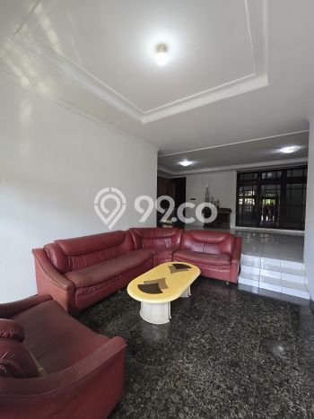 Hunian Elit LB 302m2 Siap Huni Desain Elegan di Pondok Bambu, Jakarta Timur Hunian Elit LB 302m2 Siap Huni Desain Elegan di Pondok Bambu, Jakarta Timur